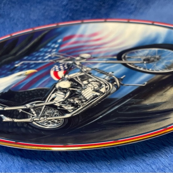 Vintage Hamilton Collection Easyriders Plate Collection. Motorcycle & Eagle - Picture 4 of 4